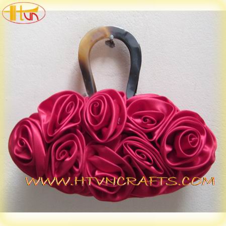 Túi hoa hồng cuốn