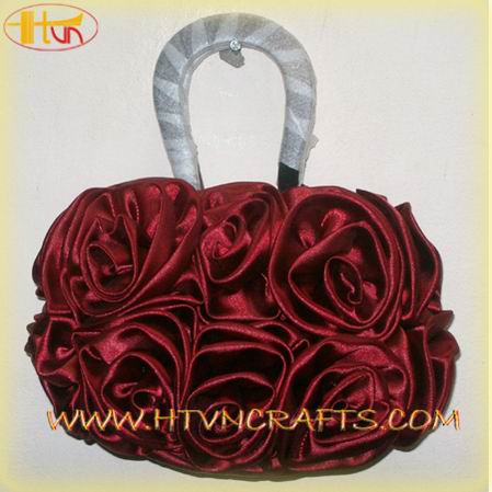 Túi hoa hồng cuốn